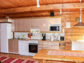 Holiday Home Hallanhelmi a paritalo by Interhome